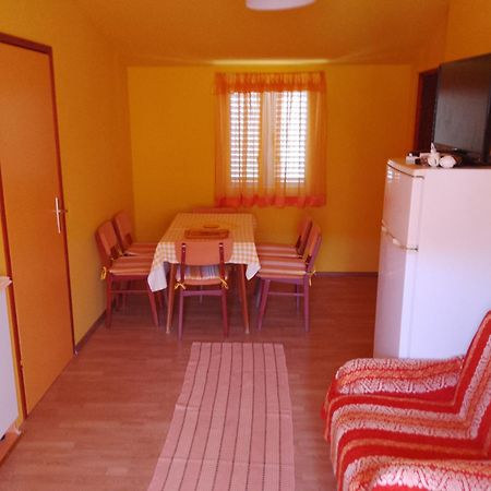 Apartments Velo Veli Lošinj Dış mekan fotoğraf