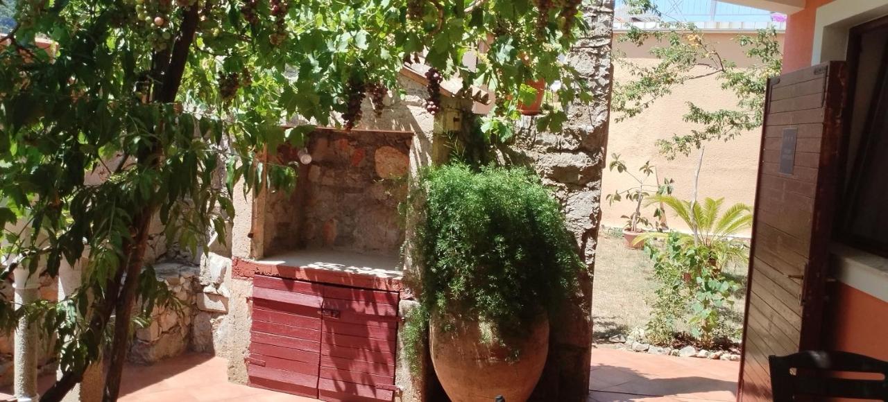 Apartments Velo Veli Lošinj Dış mekan fotoğraf